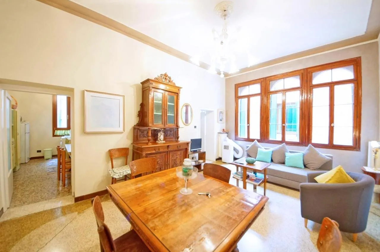 Dolcevita Apartments N 490 Venice Italy