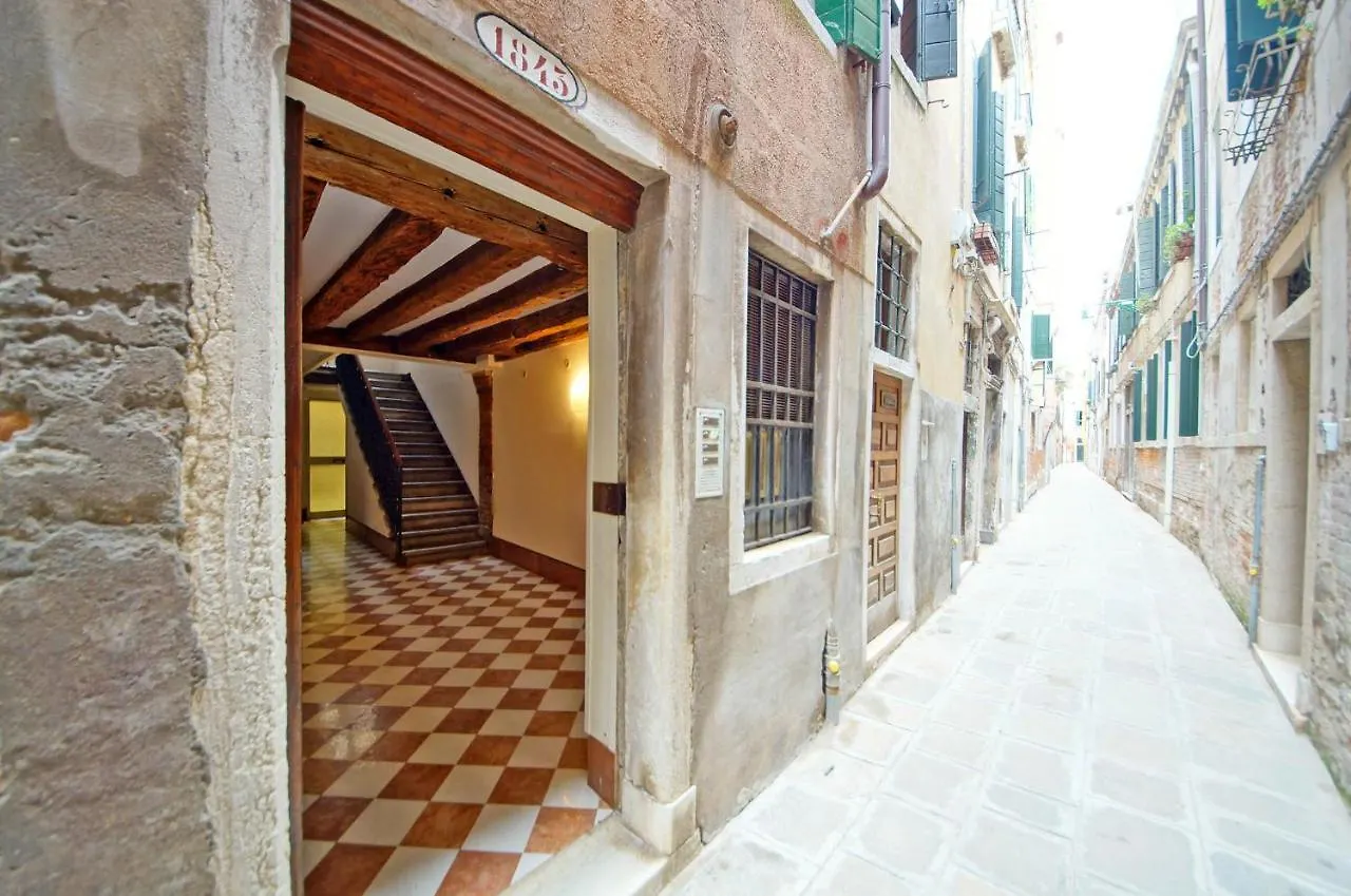 Dolcevita Apartments N 490 location