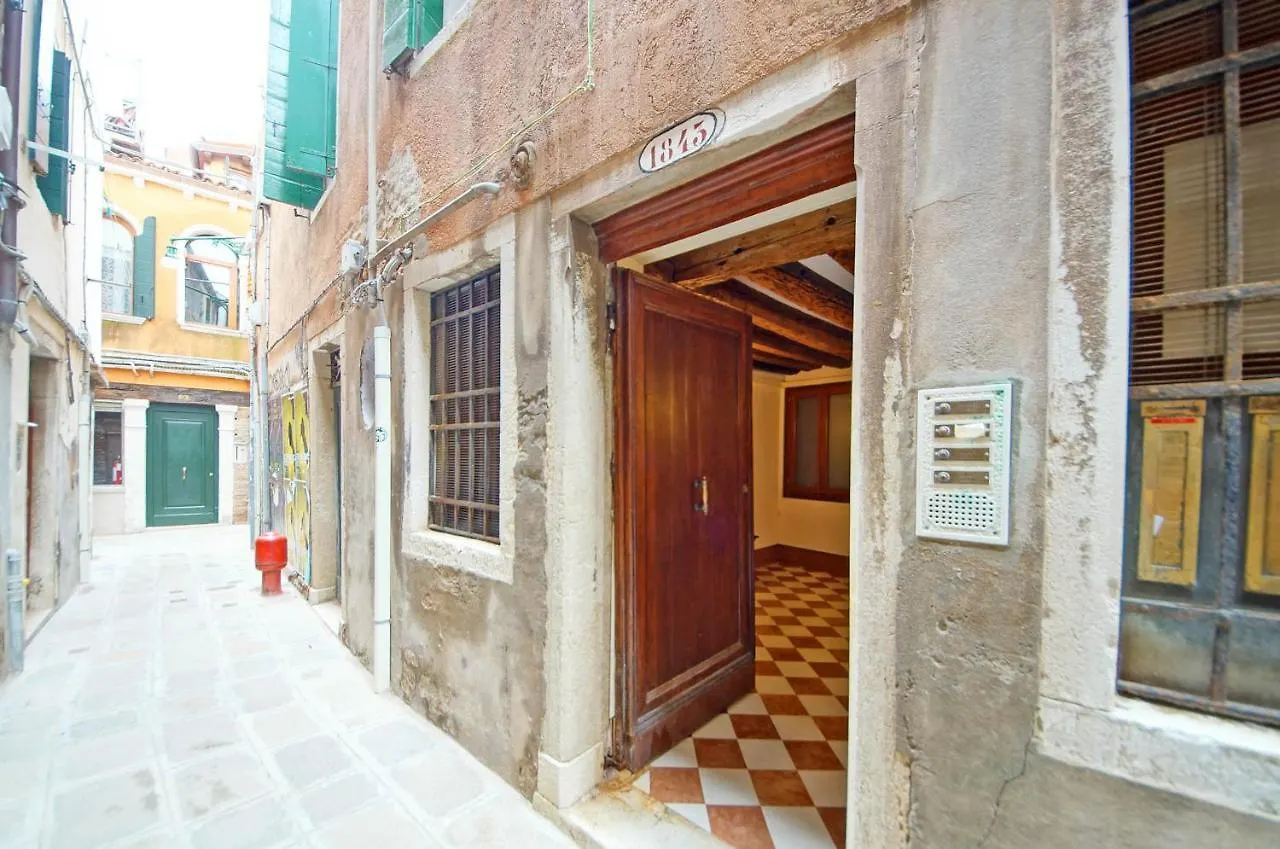 Dolcevita Apartments N 490 Venice Italy